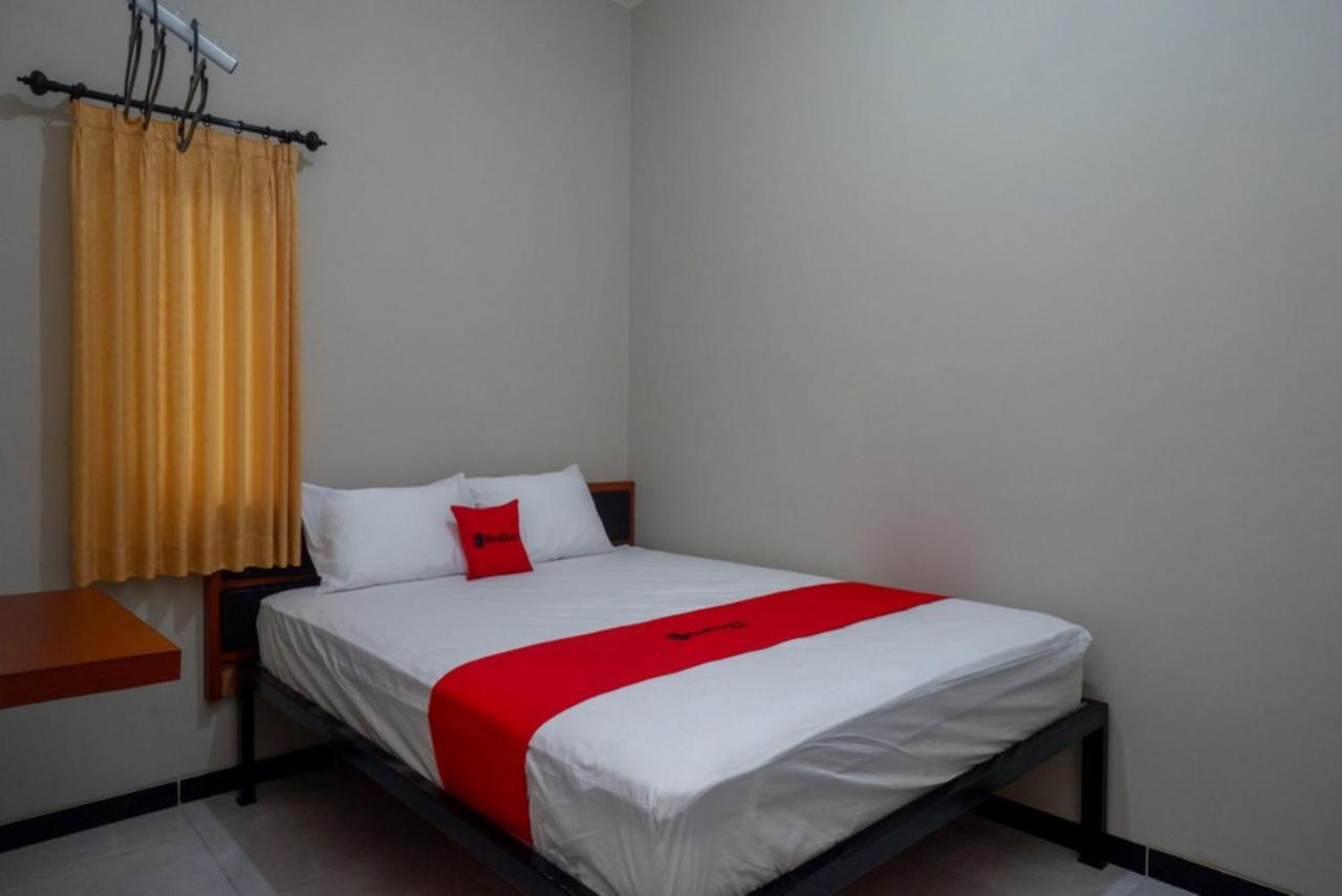 Reddoorz Near Kampus Ump Purwokerto 2 Hotel Sumbang Kültér fotó