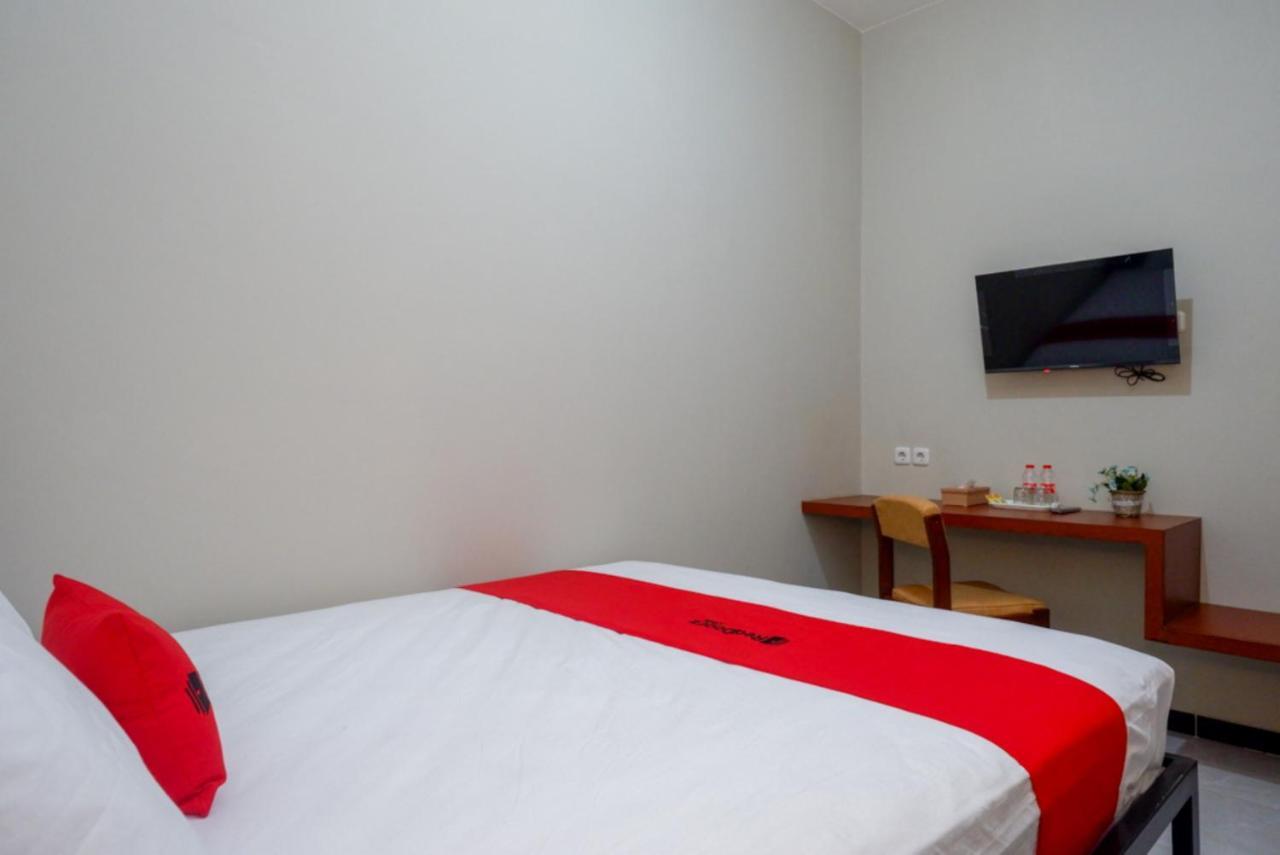 Reddoorz Near Kampus Ump Purwokerto 2 Hotel Sumbang Kültér fotó