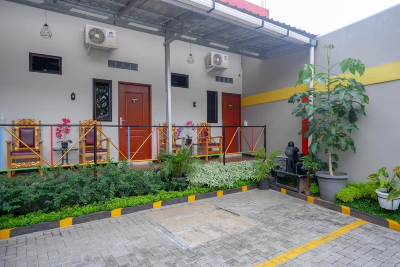 Reddoorz Near Kampus Ump Purwokerto 2 Hotel Sumbang Kültér fotó