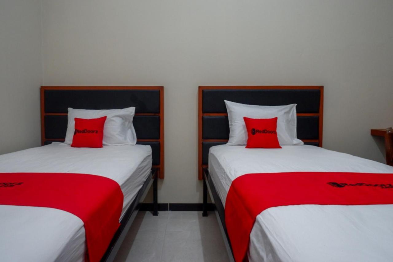 Reddoorz Near Kampus Ump Purwokerto 2 Hotel Sumbang Kültér fotó